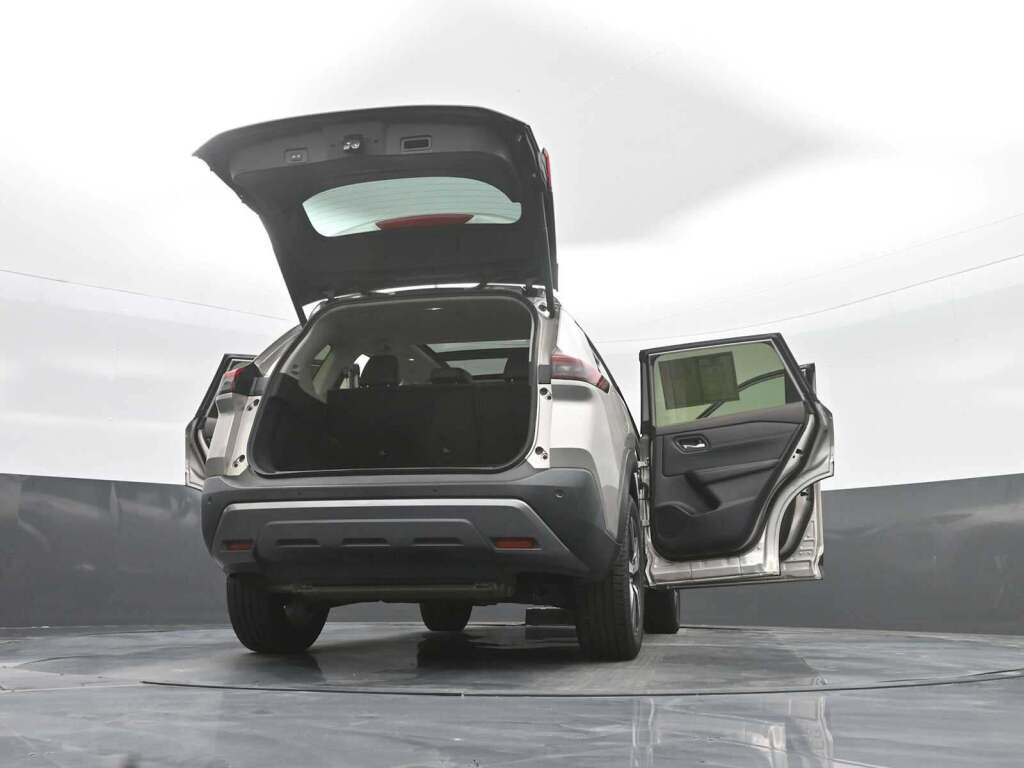 2023 Nissan Rogue SL FWD