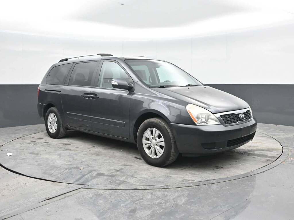 2012 Kia Sedona LX