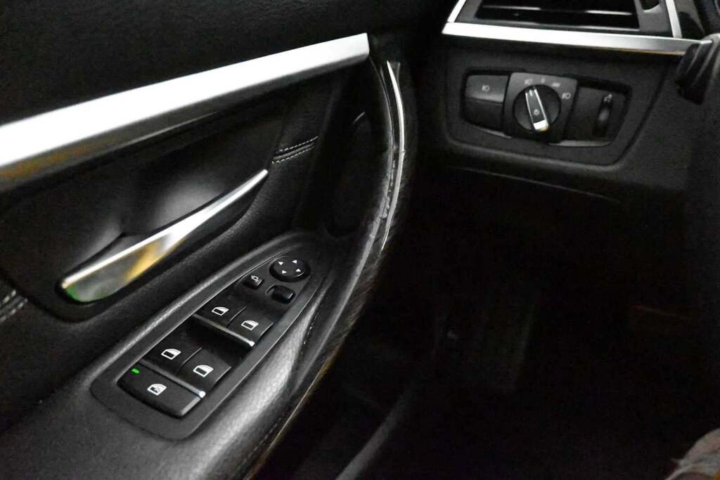 2016 BMW 328i 