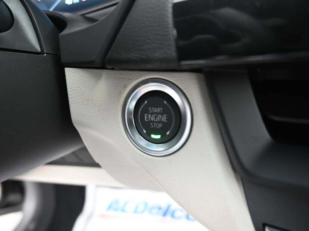 2025 Cadillac CT4 Premium Luxury RWD