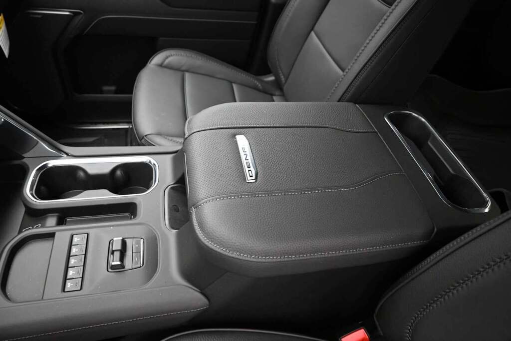 2026 GMC Sierra 2500HD Denali