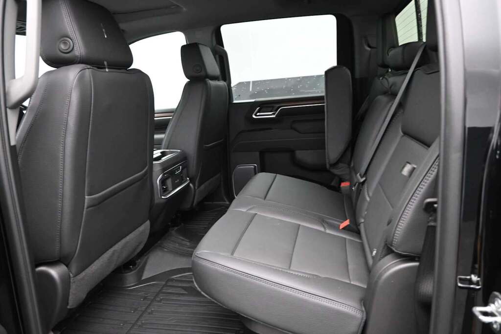 2026 GMC Sierra 2500HD Denali
