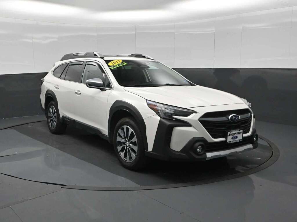 2023 Subaru Outback Touring XT