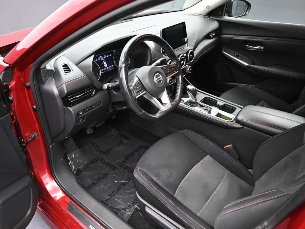2021 Nissan Sentra SR Xtronic CVT