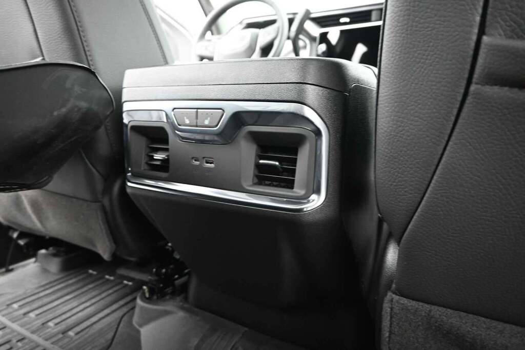 2026 GMC Sierra 2500HD Denali