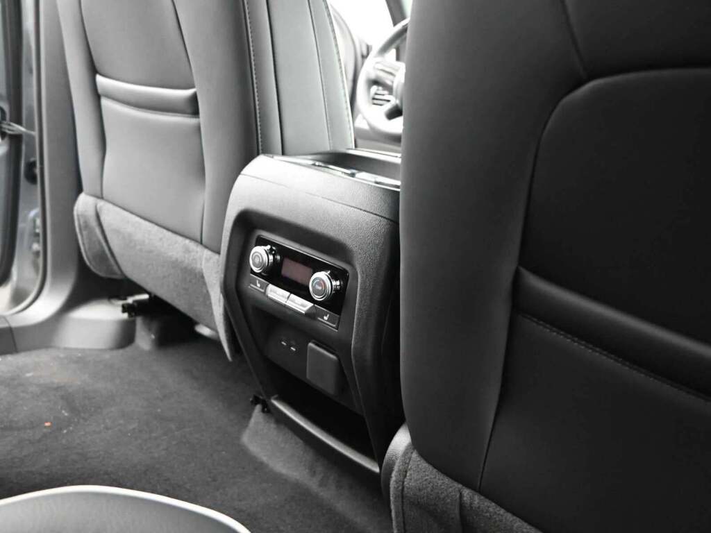 2026 GMC Acadia Denali AWD