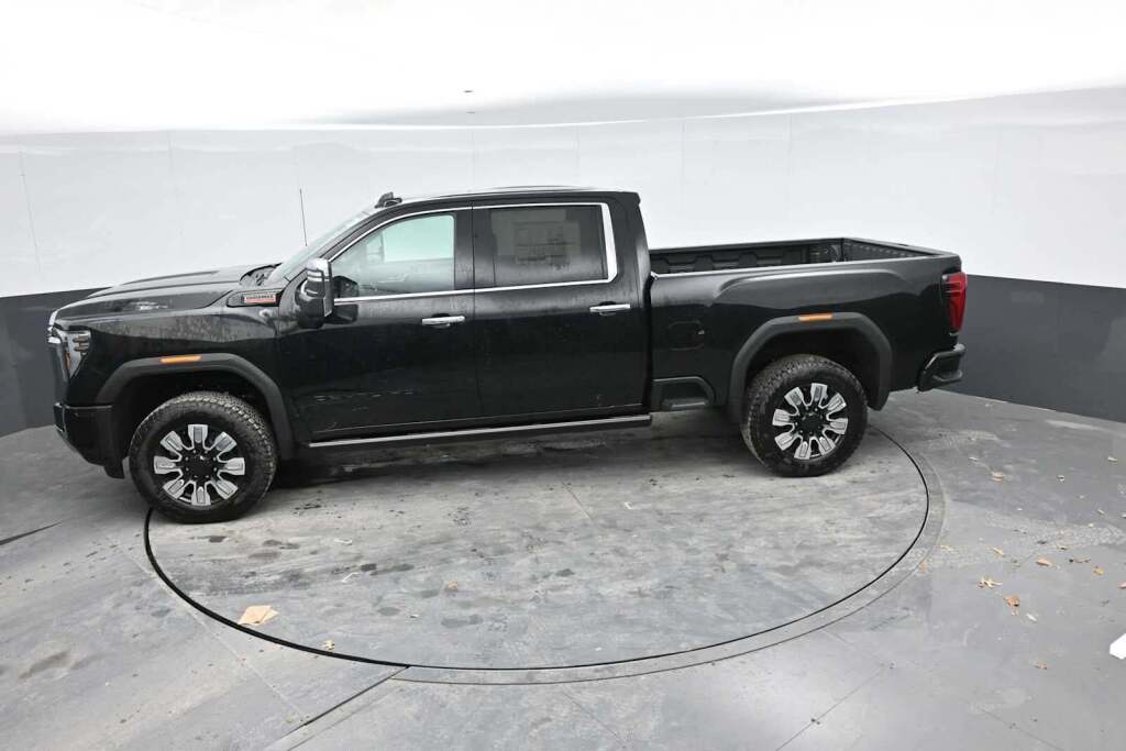 2026 GMC Sierra 2500HD Denali