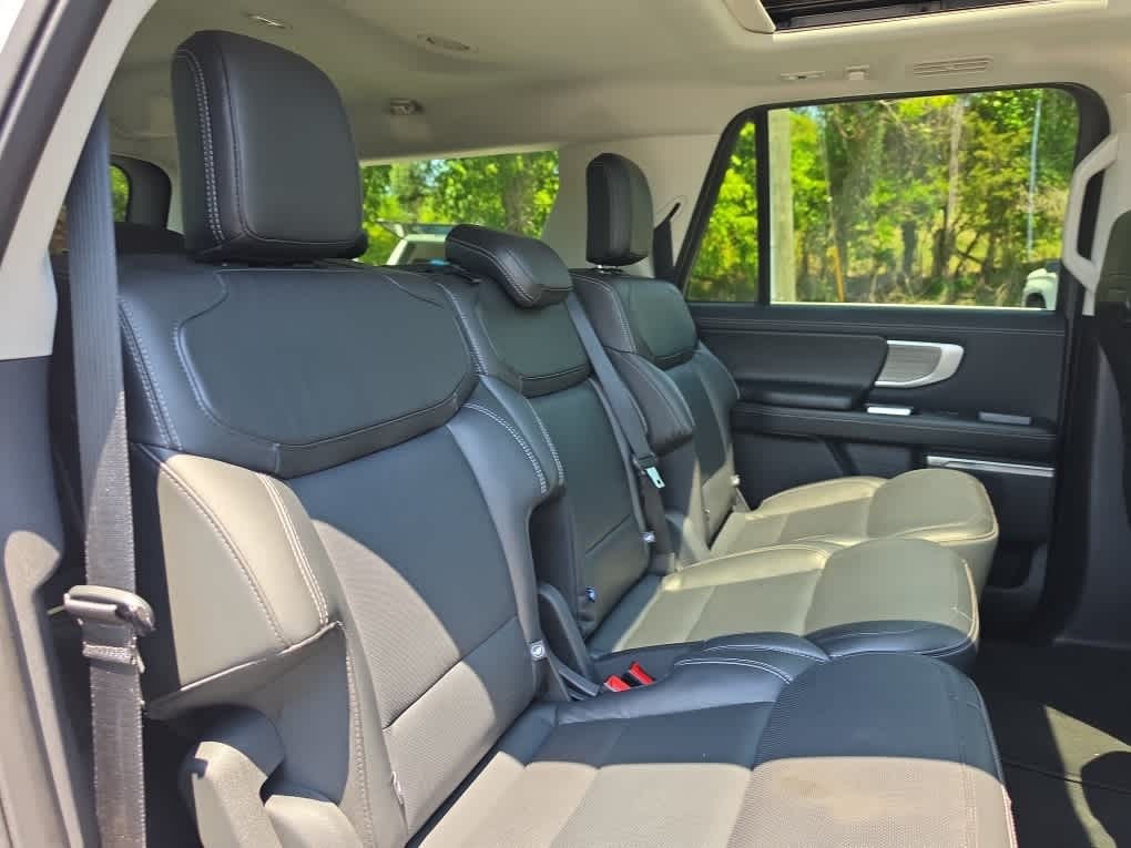 2025 Ford Expedition Platinum MAX