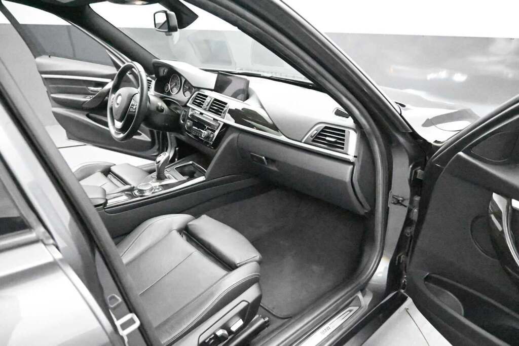 2016 BMW 328i 