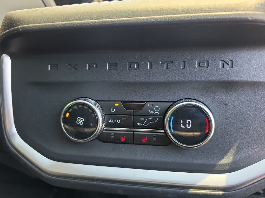 2025 Ford Expedition Platinum MAX