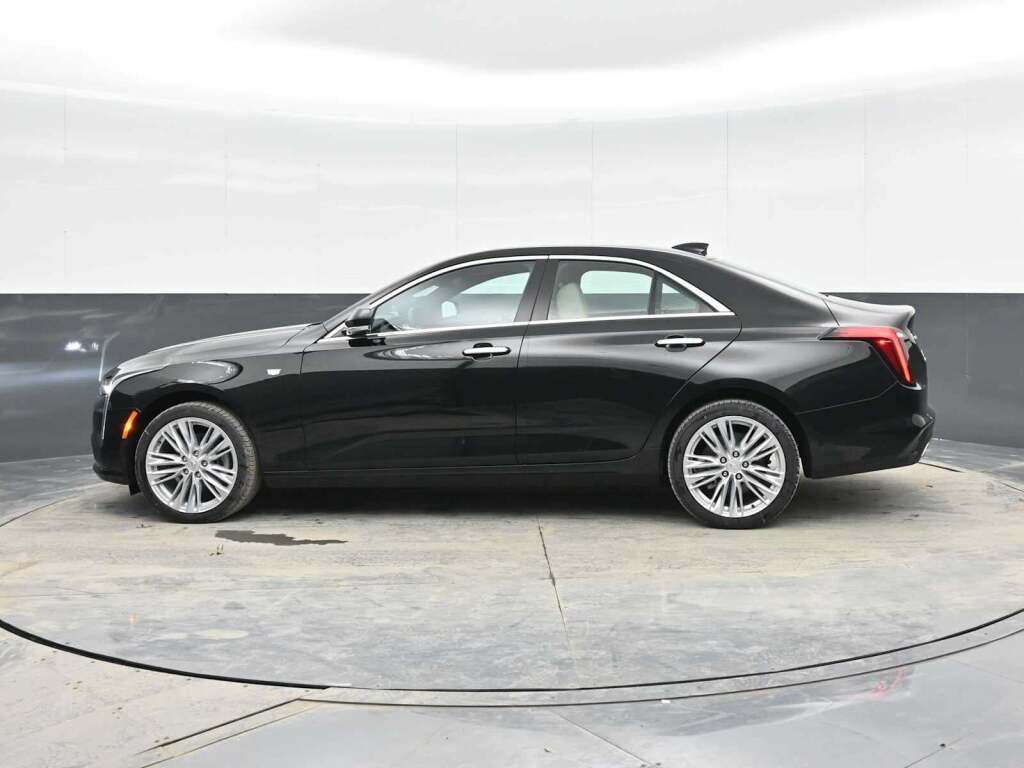 2025 Cadillac CT4 Premium Luxury RWD