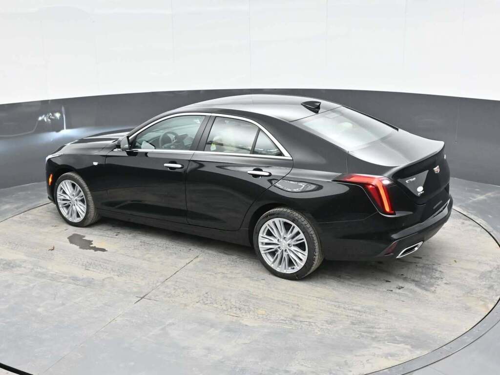 2025 Cadillac CT4 Premium Luxury RWD