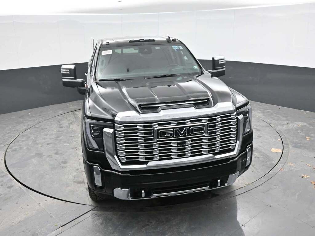 2026 GMC Sierra 2500HD Denali