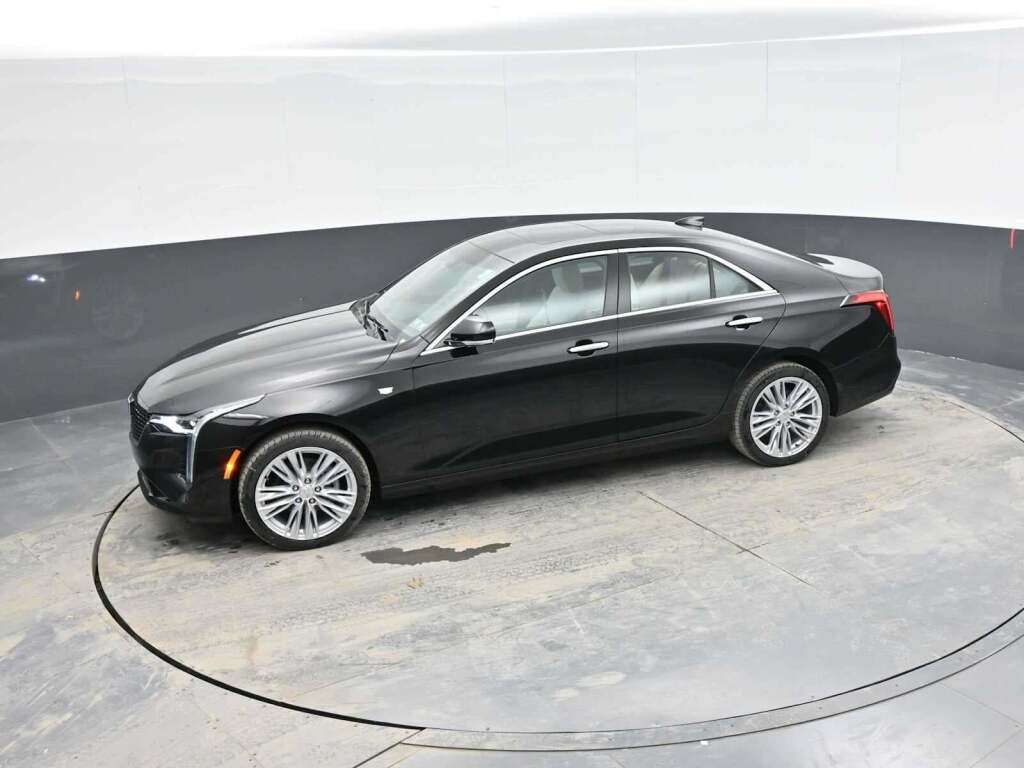 2025 Cadillac CT4 Premium Luxury RWD