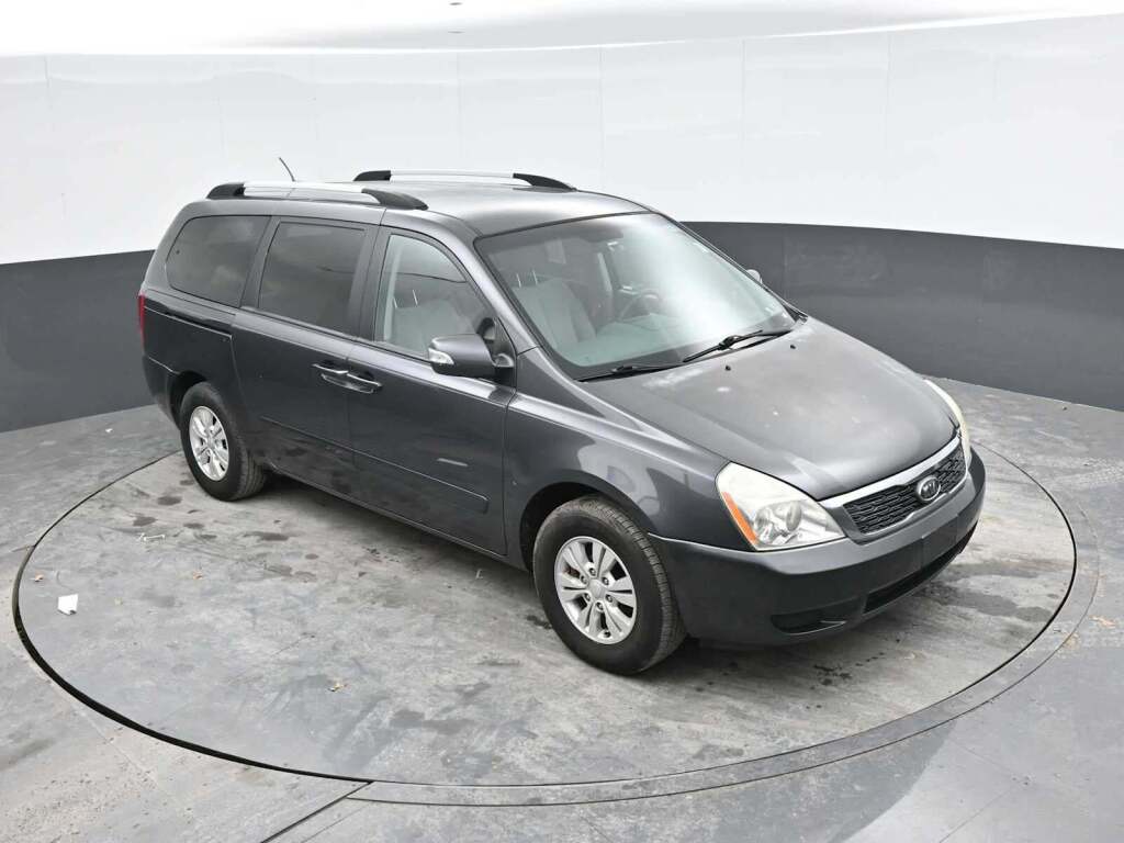 2012 Kia Sedona LX