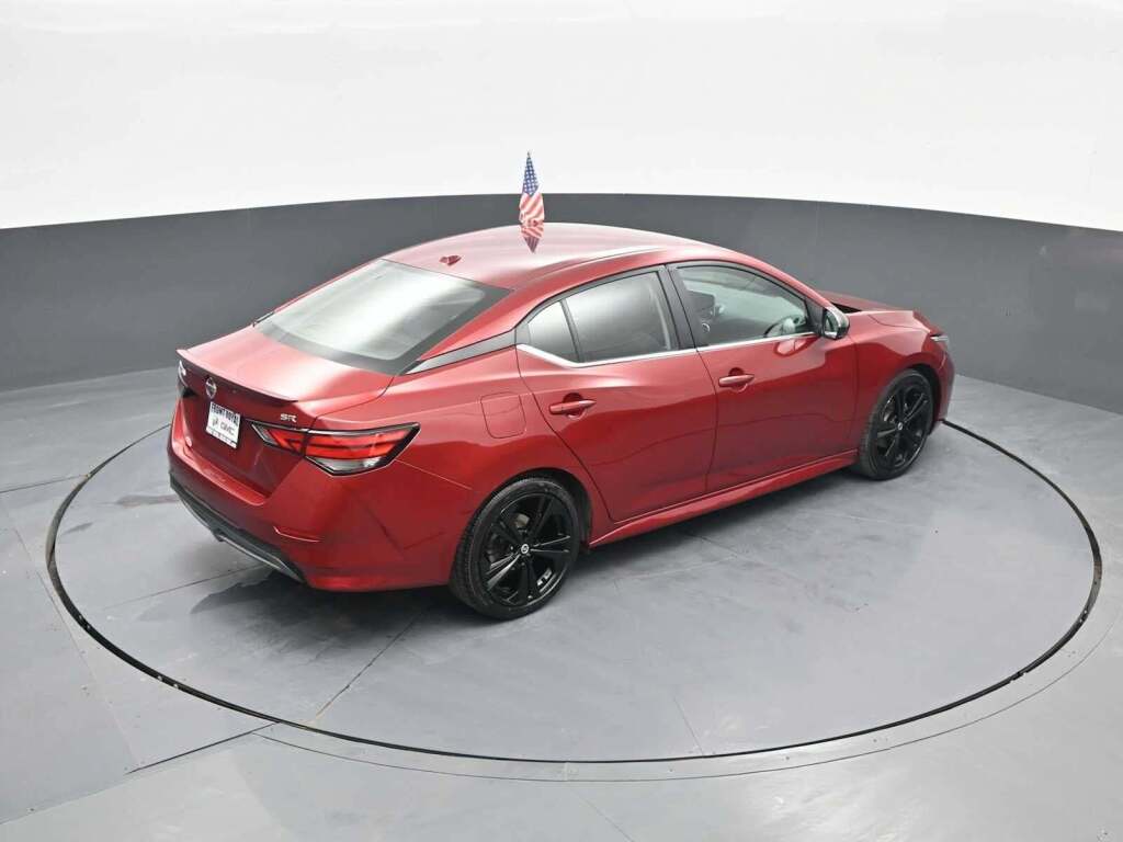 2021 Nissan Sentra SR Xtronic CVT