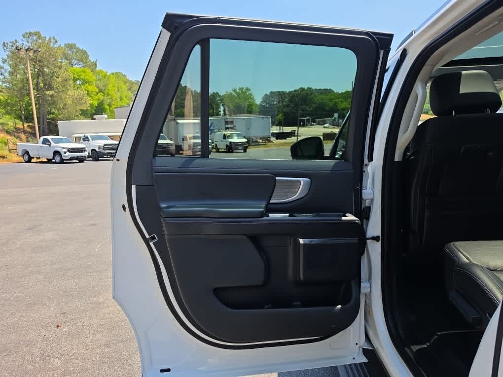 2025 Ford Expedition Platinum MAX