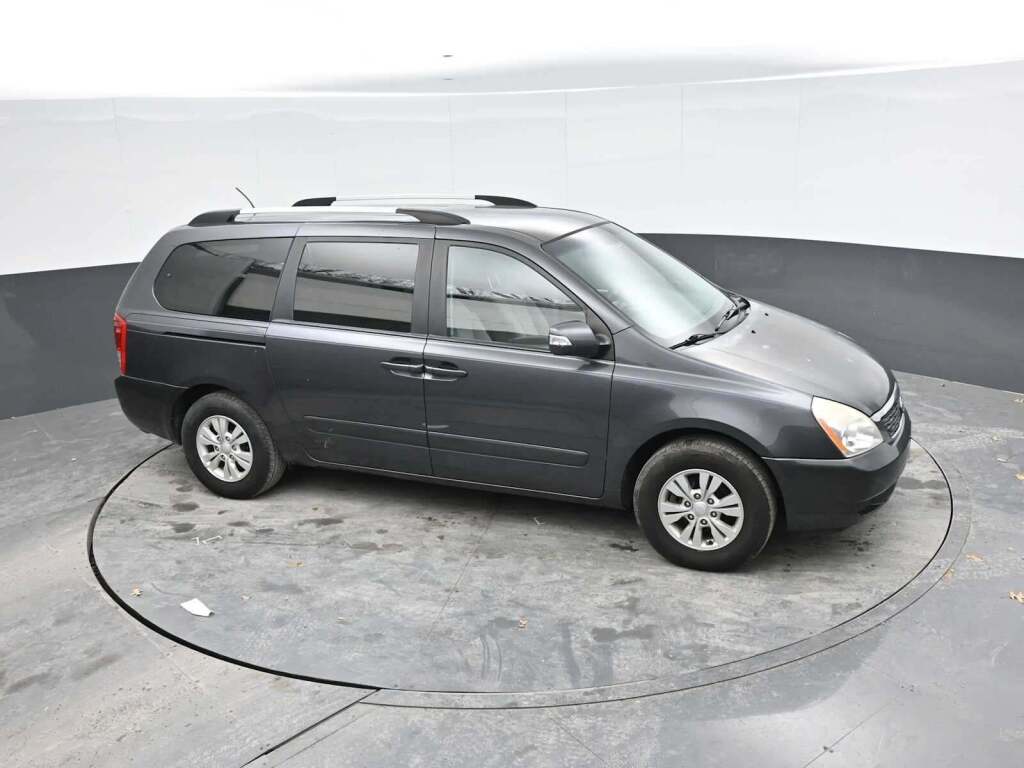 2012 Kia Sedona LX