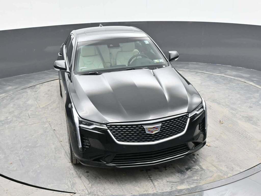 2025 Cadillac CT4 Premium Luxury RWD
