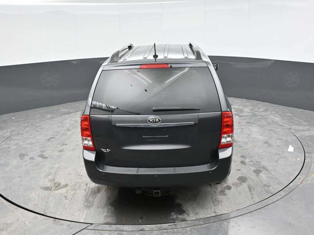 2012 Kia Sedona LX