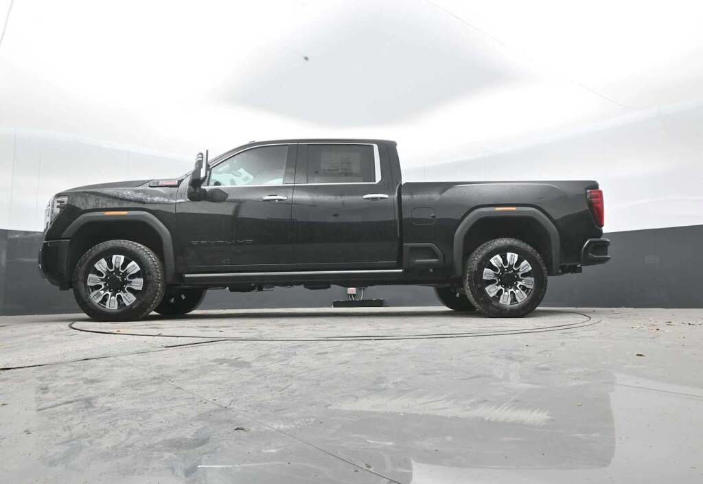 2026 GMC Sierra 2500HD Denali
