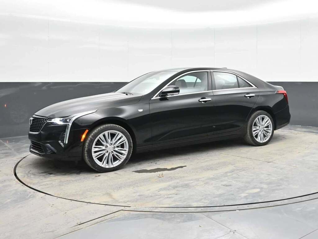 2025 Cadillac CT4 Premium Luxury RWD