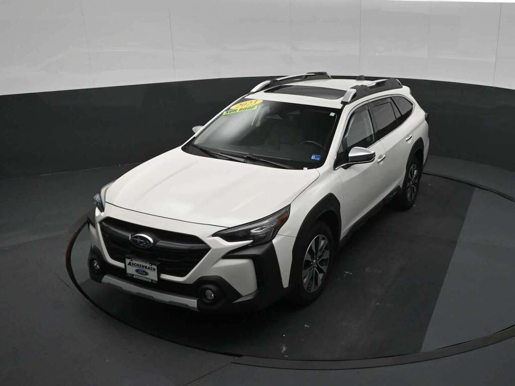 2023 Subaru Outback Touring XT
