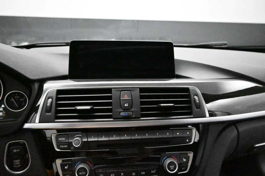 2016 BMW 328i 