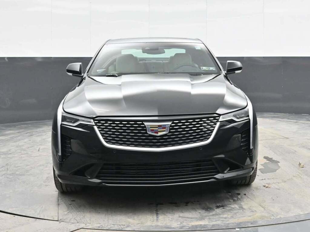 2025 Cadillac CT4 Premium Luxury RWD