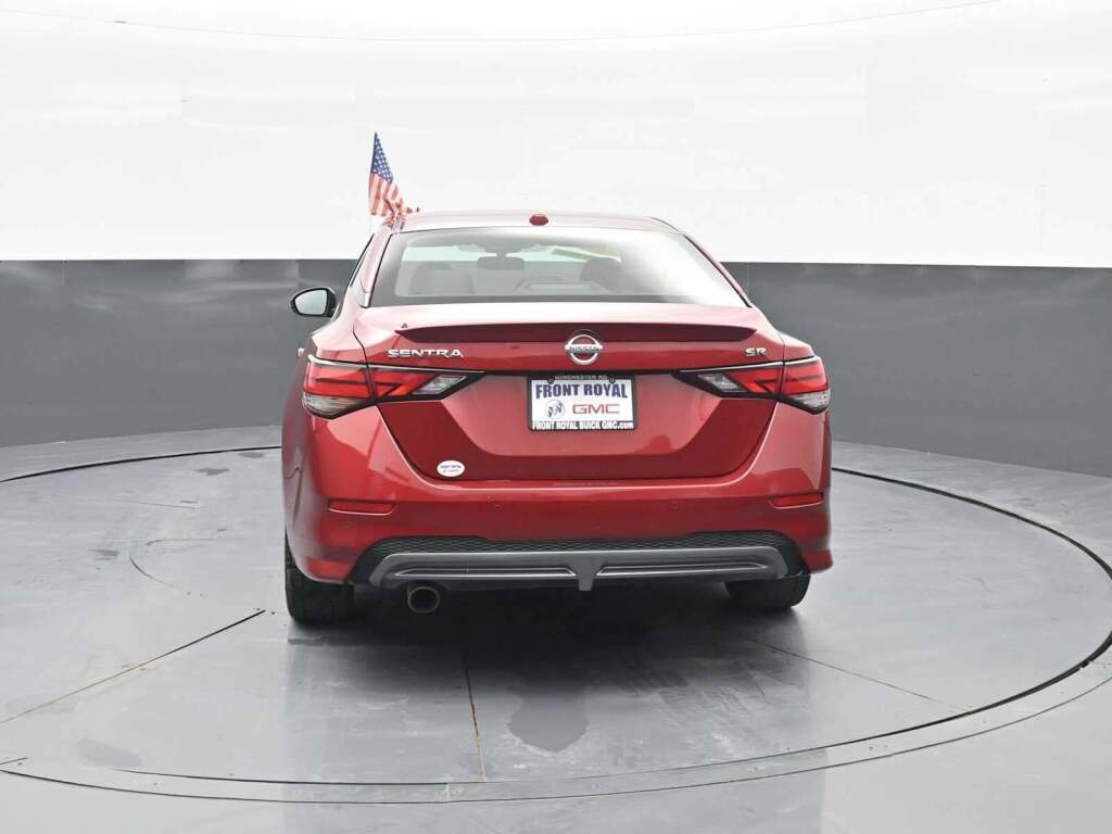 2021 Nissan Sentra SR Xtronic CVT