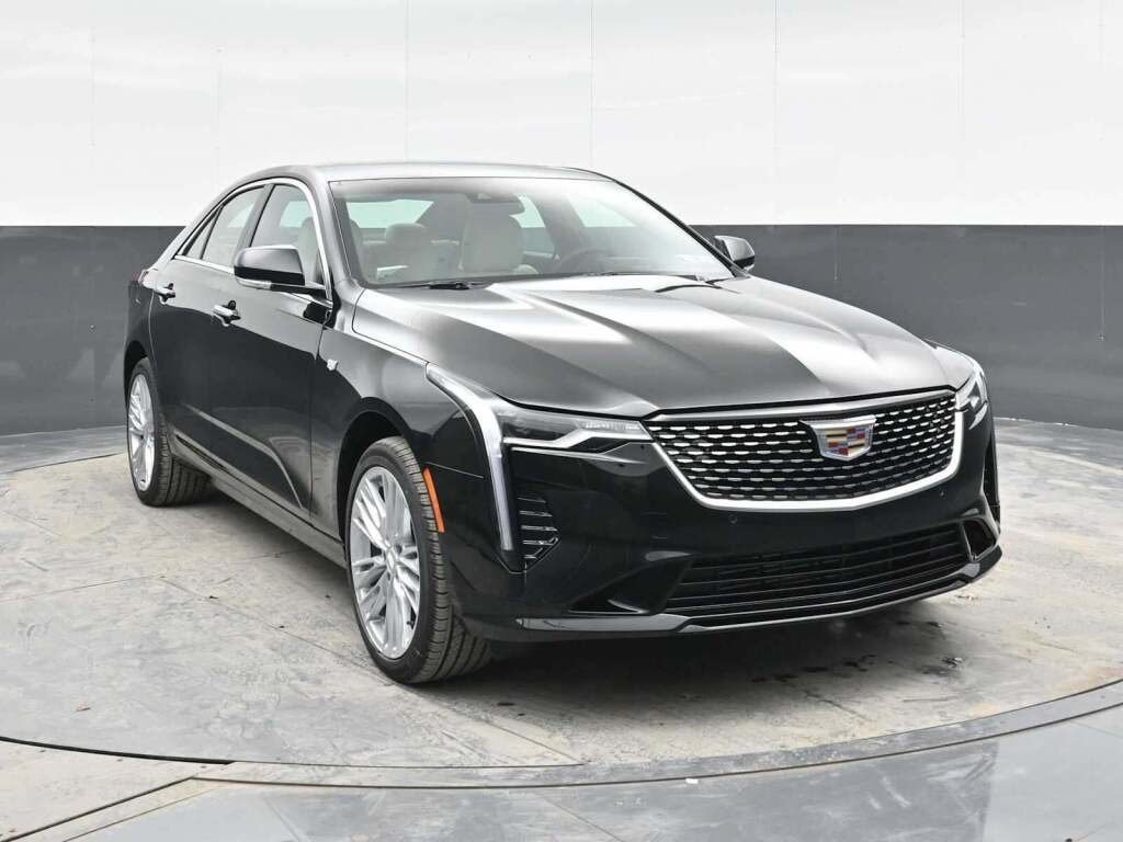 2025 Cadillac CT4 Premium Luxury RWD