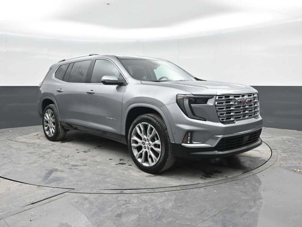 2026 GMC Acadia Denali AWD