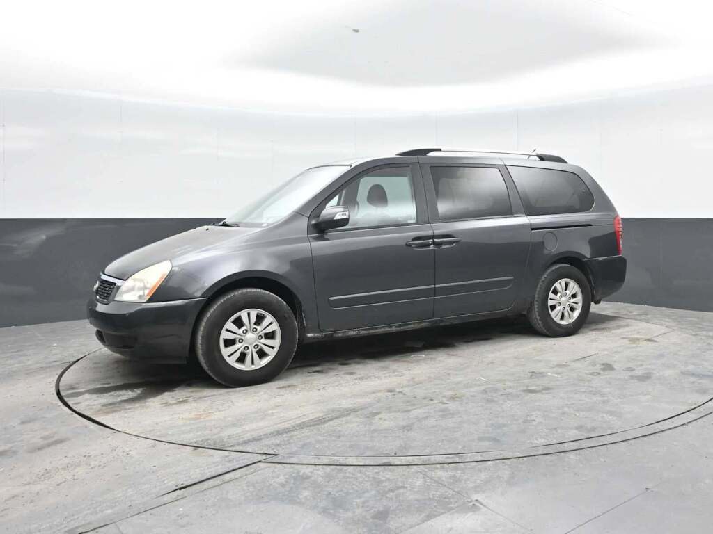 2012 Kia Sedona LX
