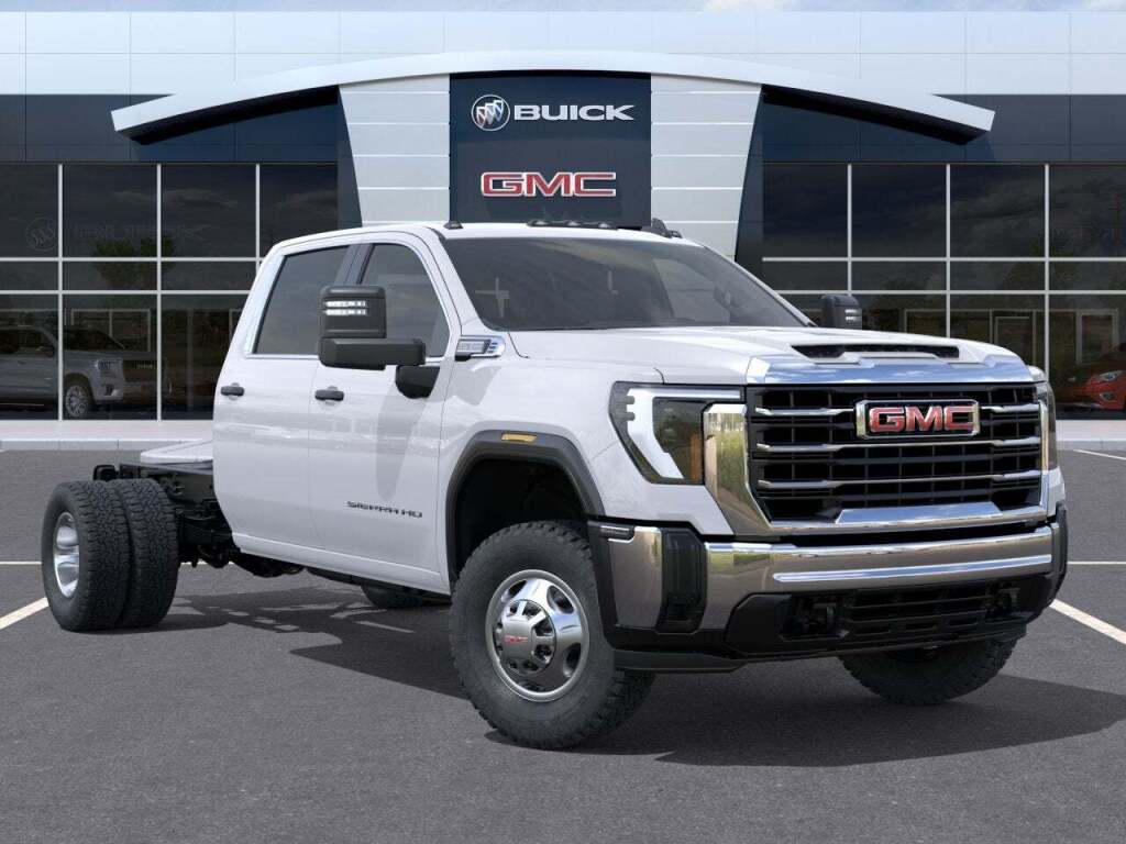 2026 GMC Sierra 3500 HD Pro