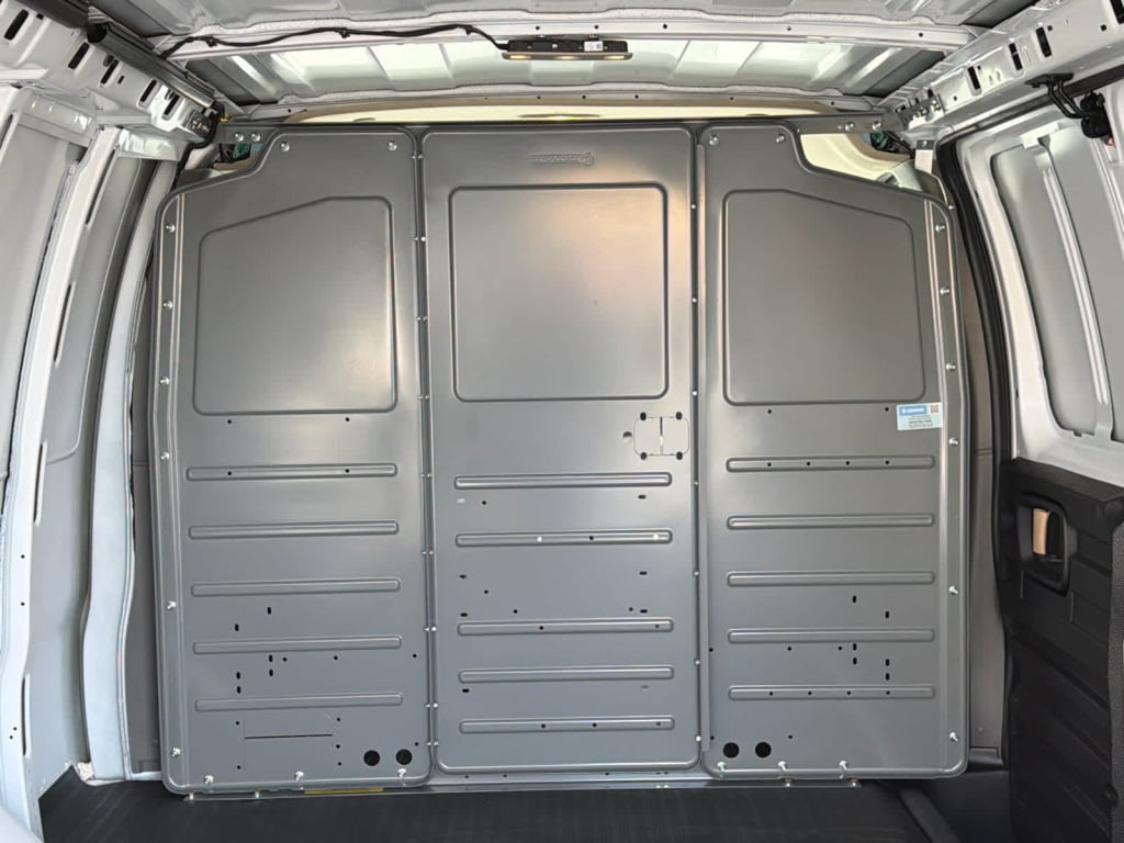 2025 Chevrolet Express Cargo RWD 2500 Regular Wheelbase WT