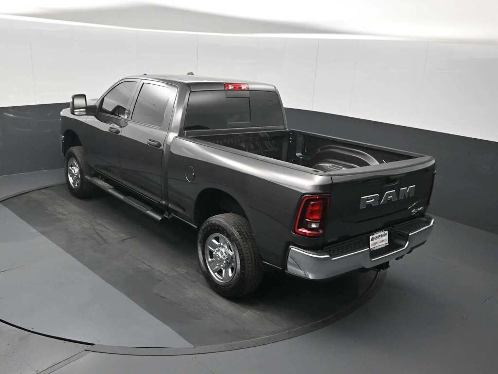2025 Ram 2500 Tradesman Crew Cab 4x4 6'4" Box