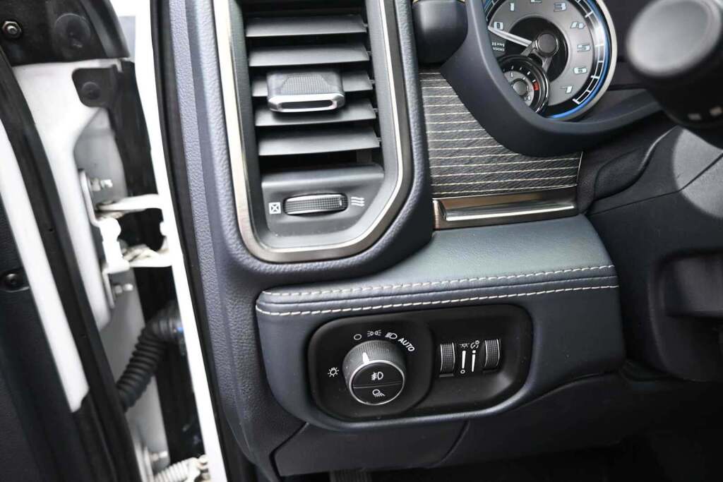2020 Ram 2500 Limited Crew Cab 4x4 6'4" Box