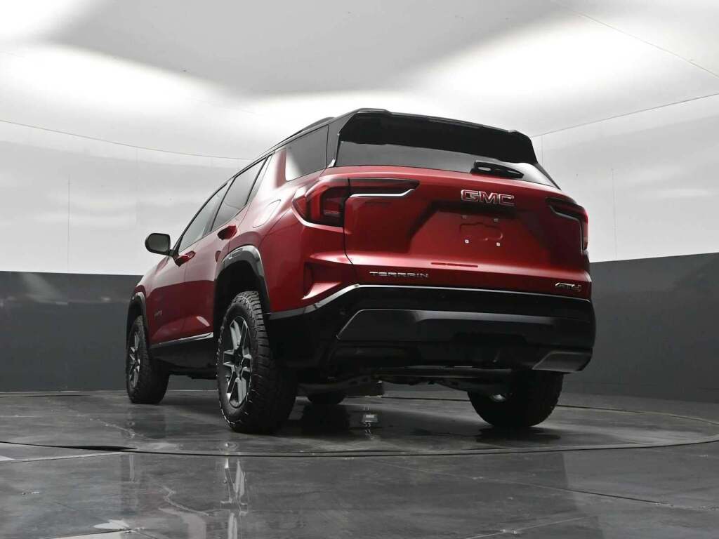 2026 GMC Terrain AWD AT4