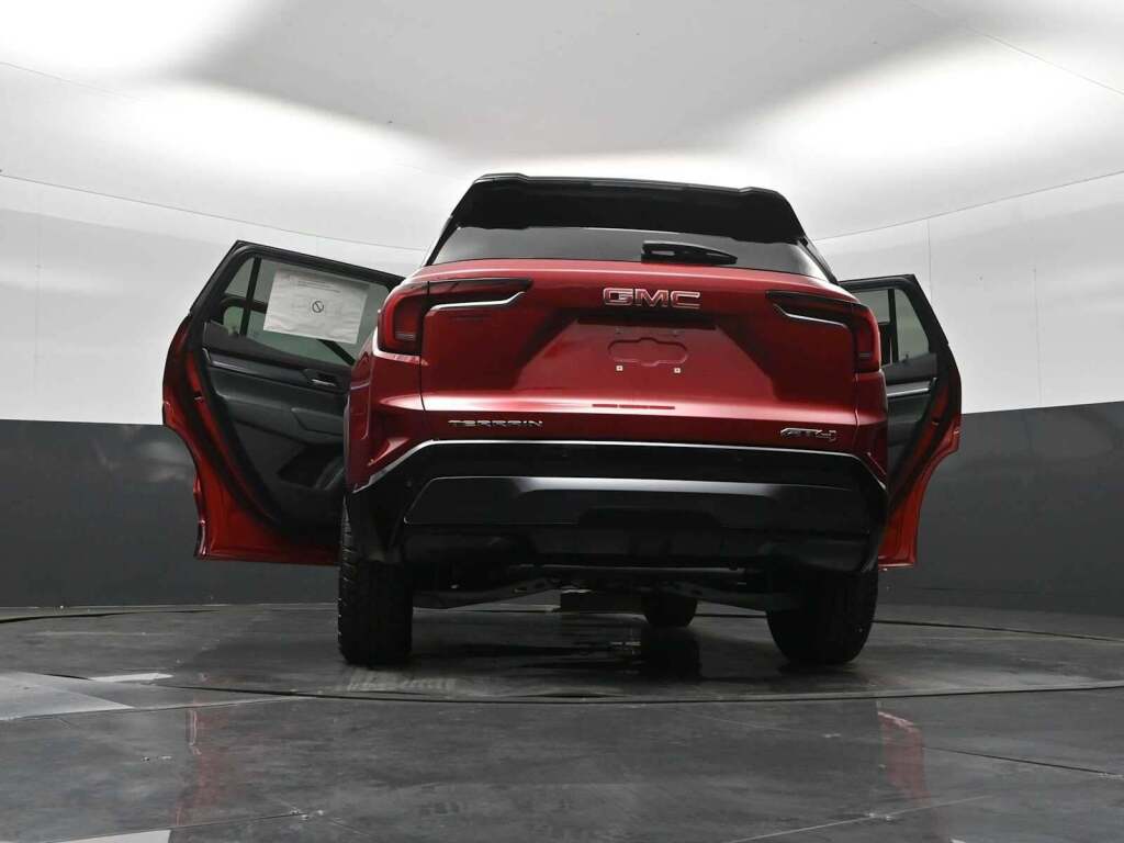 2026 GMC Terrain AWD AT4