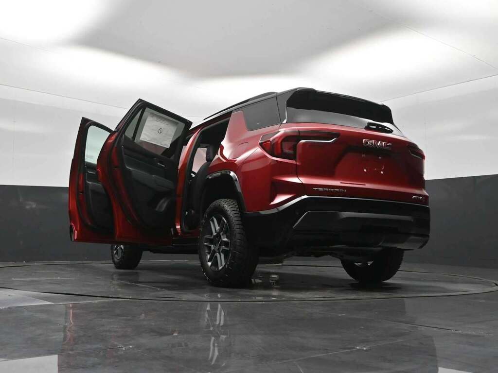 2026 GMC Terrain AWD AT4