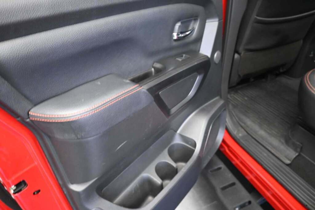 2024 Nissan TITAN Crew Cab PRO-4X 4x4