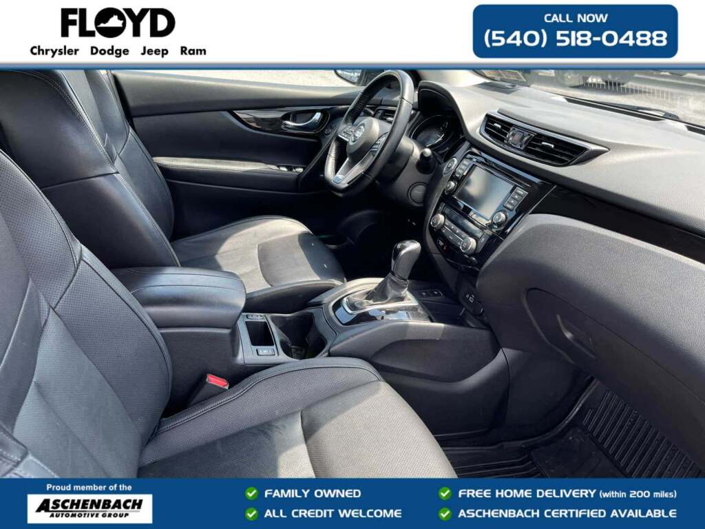 2022 Nissan Rogue Sport SL AWD Xtronic CVT
