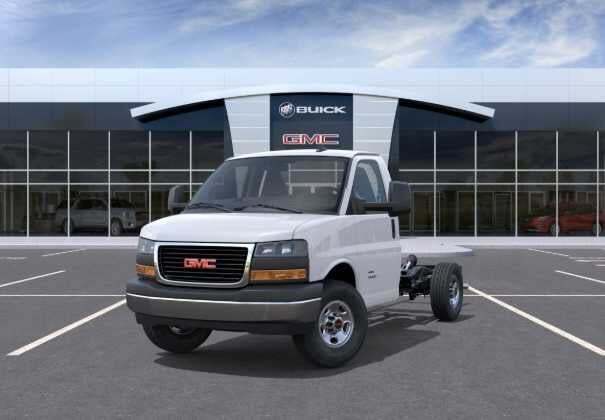 2025 GMC Savana Cutaway Work Van