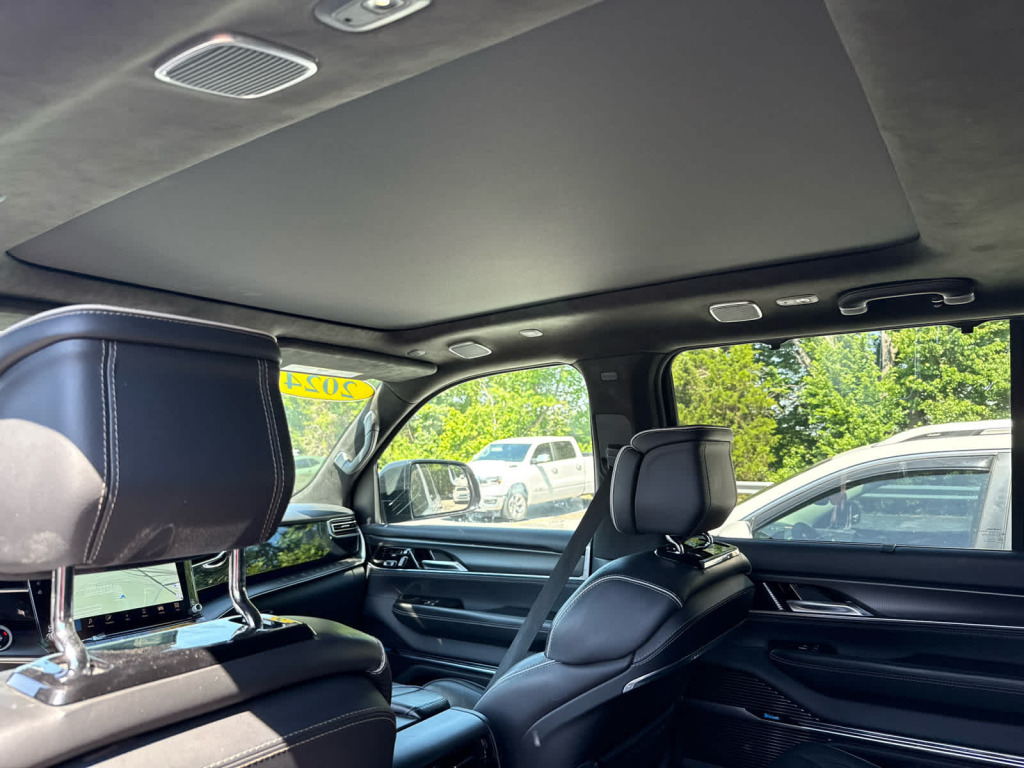 2024 Jeep Grand Wagoneer L Series II 4x4