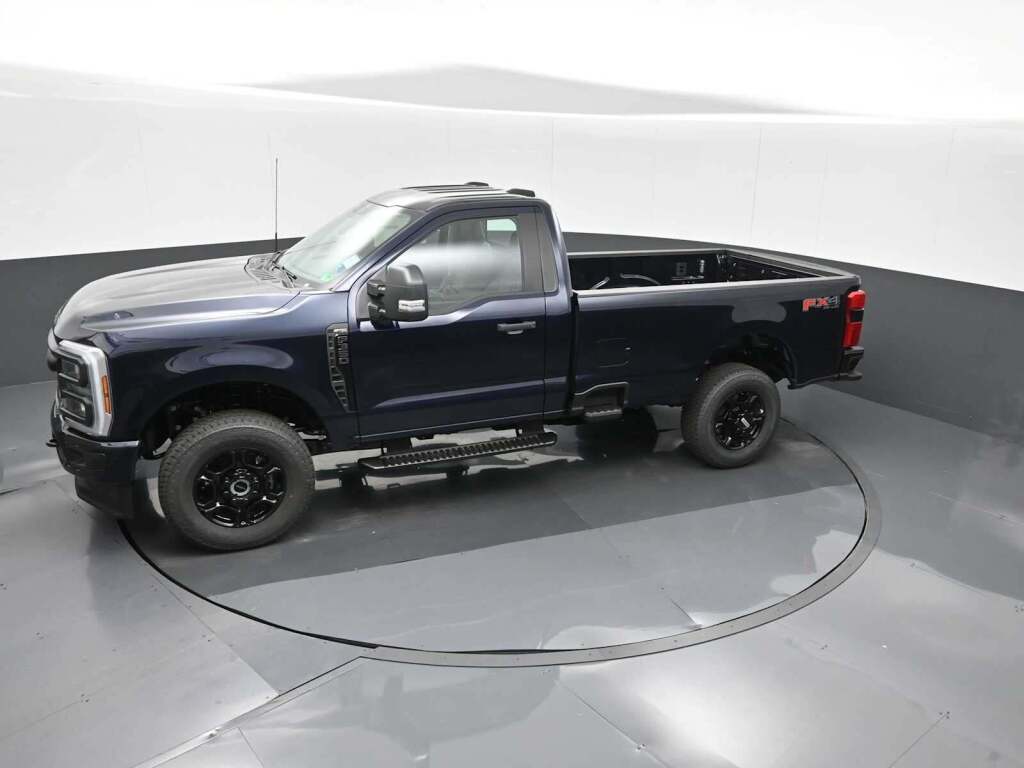 2025 Ford F-350 Super Duty XL