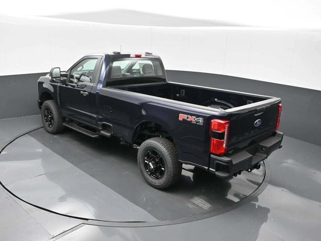 2025 Ford F-350 Super Duty XL