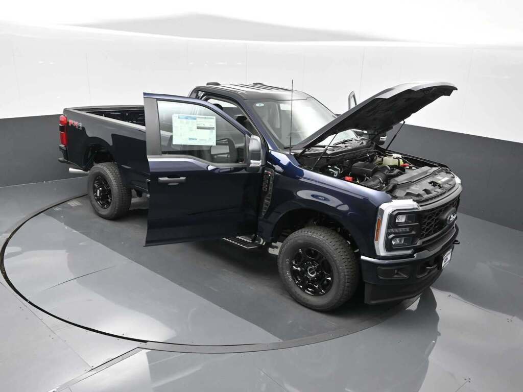 2025 Ford F-350 Super Duty XL