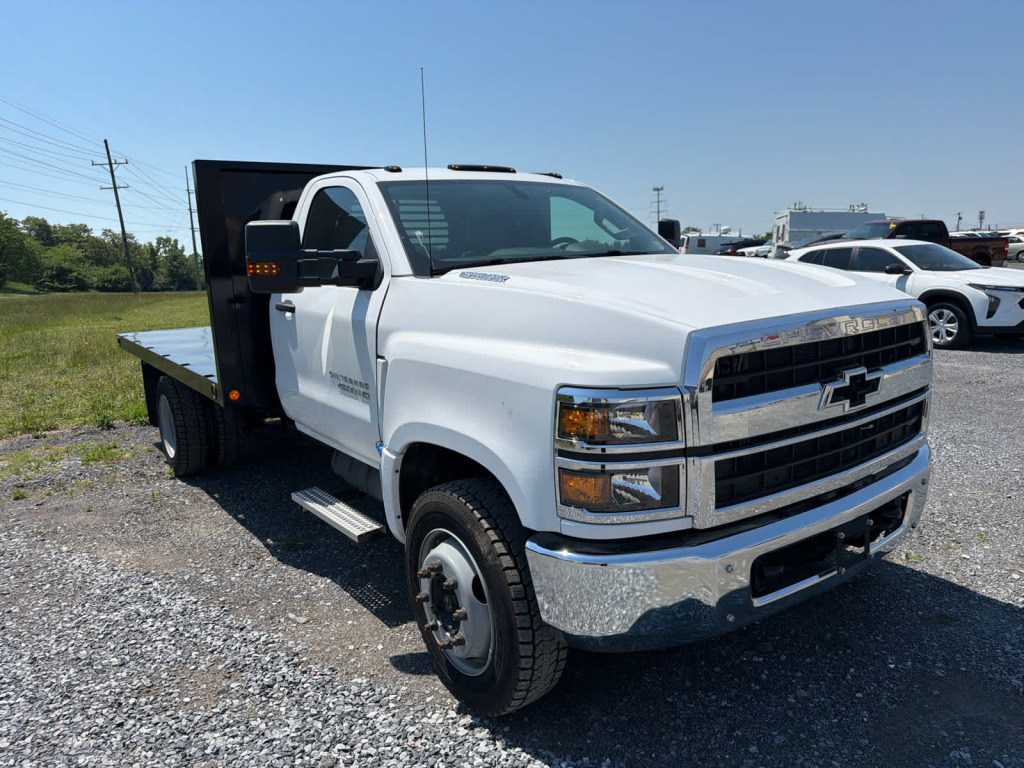 2024 Chevrolet Silverado 6500HD WT