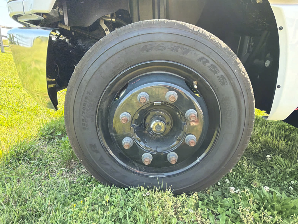 2024 Chevrolet Silverado 6500HD WT