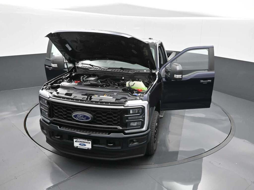 2025 Ford F-350 Super Duty XL